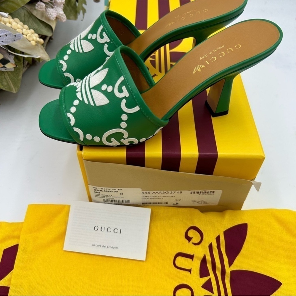 Women’s Gucci X Adidas slide sandals size 37 made in Italy - Picture 5 of 8